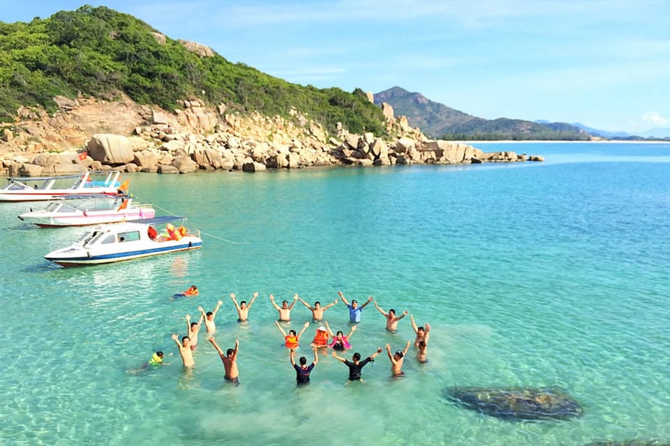 Du lịch đảo Bình Hưng