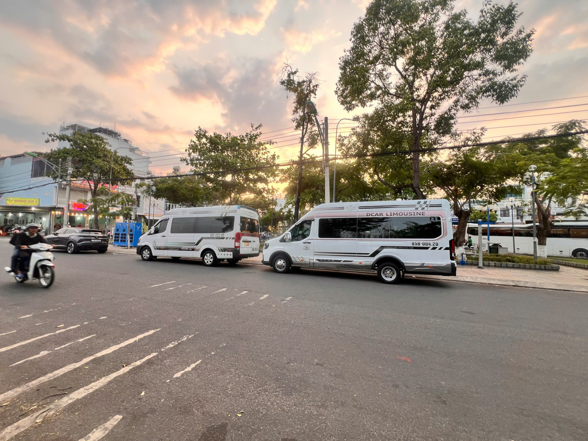 Thuê xe 4 chỗ đi Bến xe Phan Rang